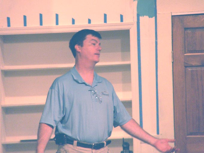 Tim McGovern as Jerry Sloan